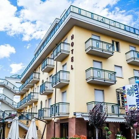 Hotel Corallo Giulianova Exterior foto