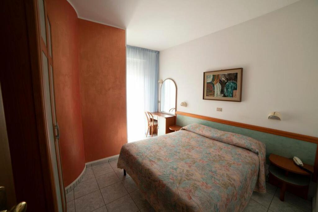 Hotel Corallo Giulianova Exterior foto